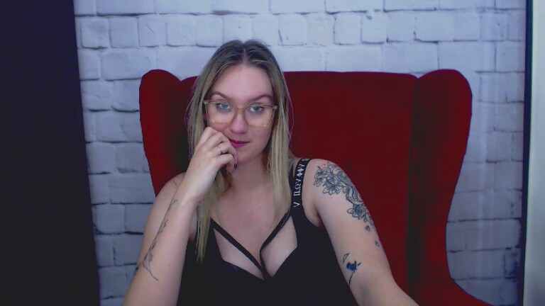 LilliaSugar's Streamate show and profile