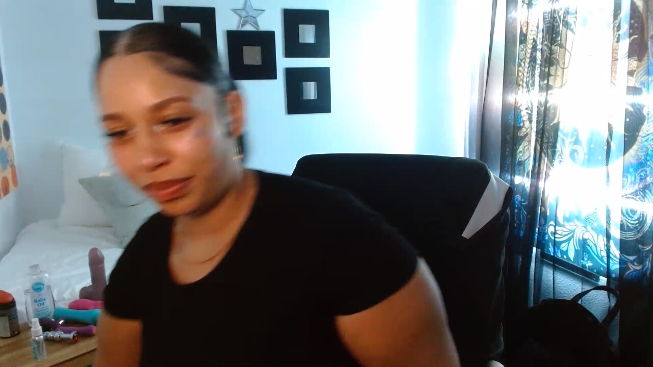 Hazel_Luxe