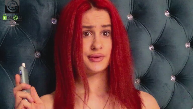 IrisMiley's Streamate show and profile