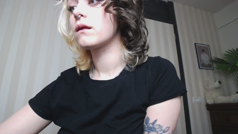 HALSEYx's Streamate show and profile