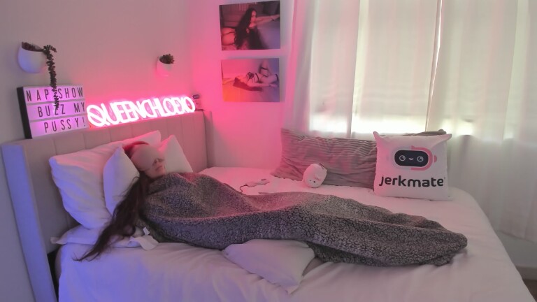 QueenChloeXO's Streamate show and profile