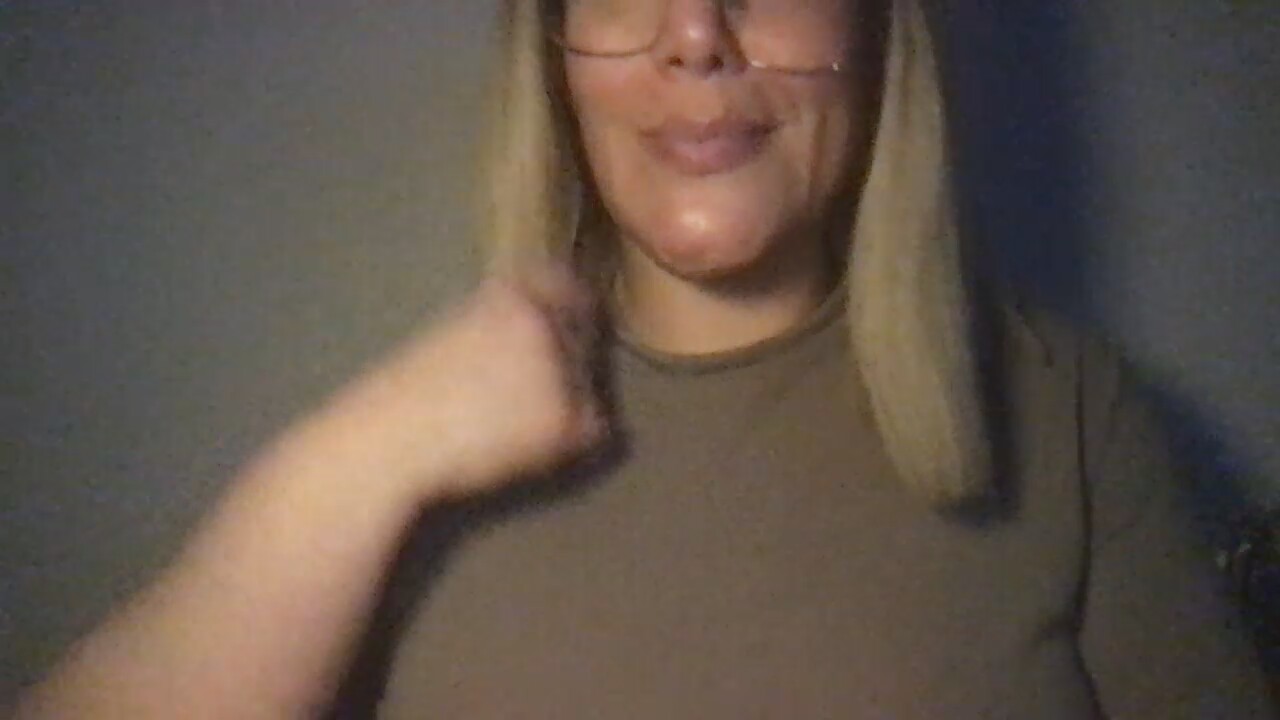 MistressLouUK