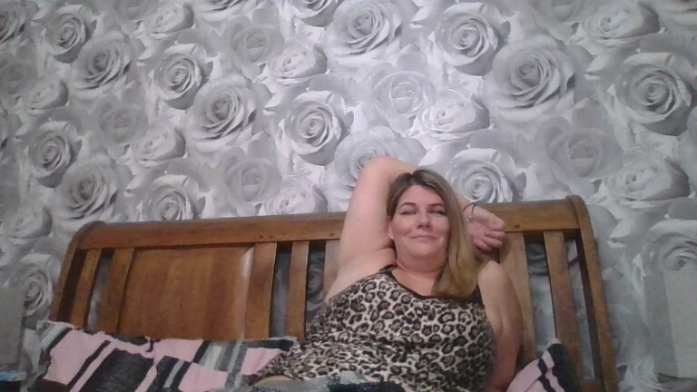 BabyCakesUK's Streamate show and profile