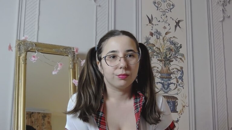 HAZELs's Streamate show and profile